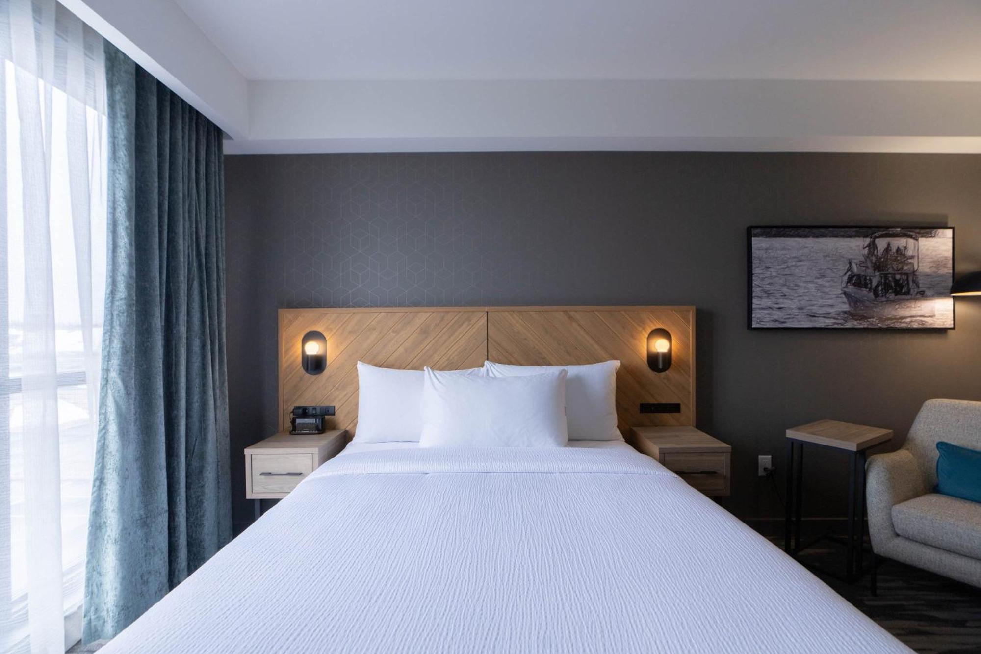 Sandman Signature Dartmouth Hotel & Suites Exteriör bild